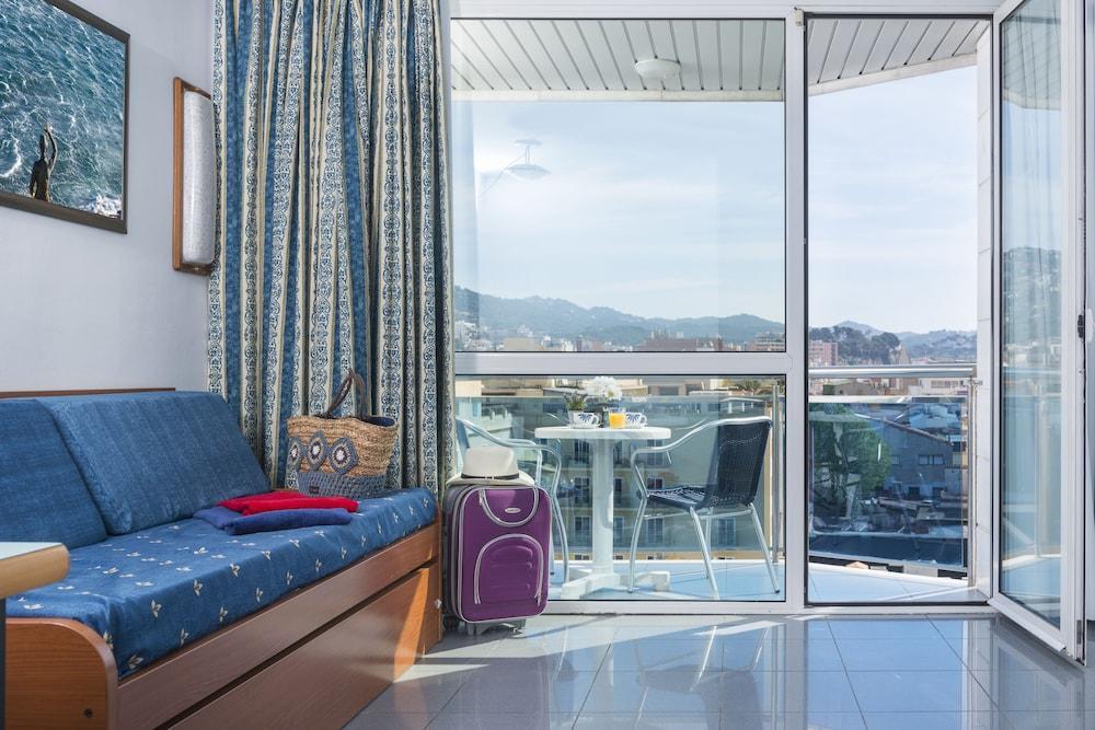 Apartaments Blau By Marsol Λορέτ Ντε Μαρ Εξωτερικό φωτογραφία