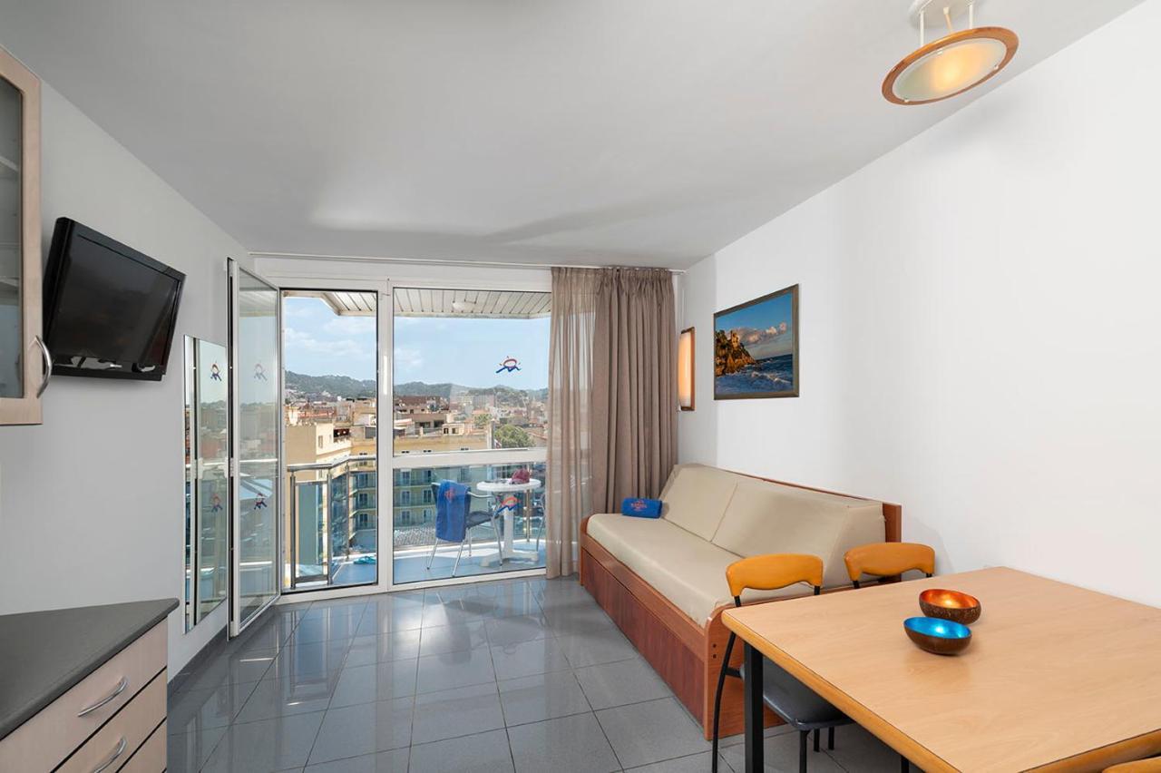 Apartaments Blau By Marsol Λορέτ Ντε Μαρ Εξωτερικό φωτογραφία